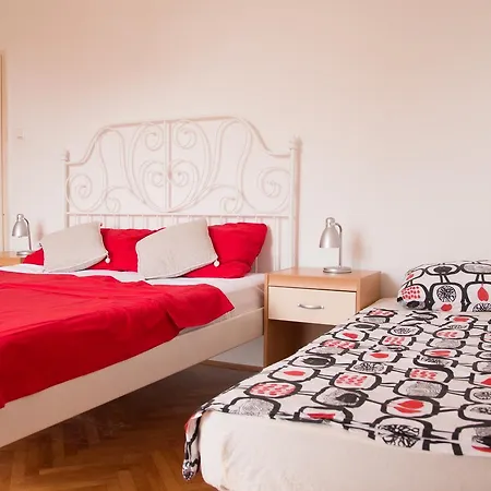 Duka Apartman *